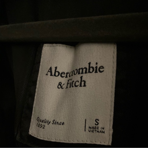 NWOT Abercrombie & Fitch :: Oversized Faux Fur Quilted Puffer :: Black :: size S - Picture 6 of 6